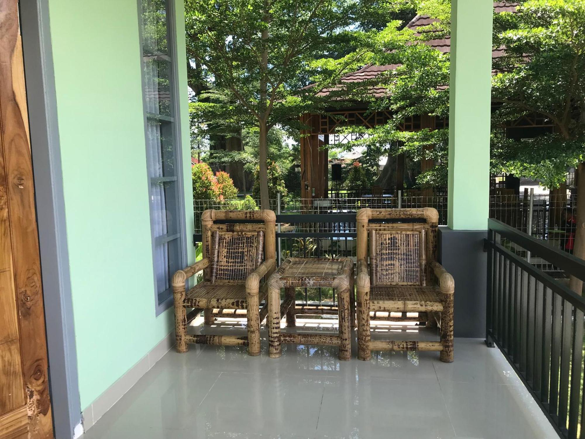 Pohon Purba Resort & Restaurant Labuhan Pandan Kültér fotó