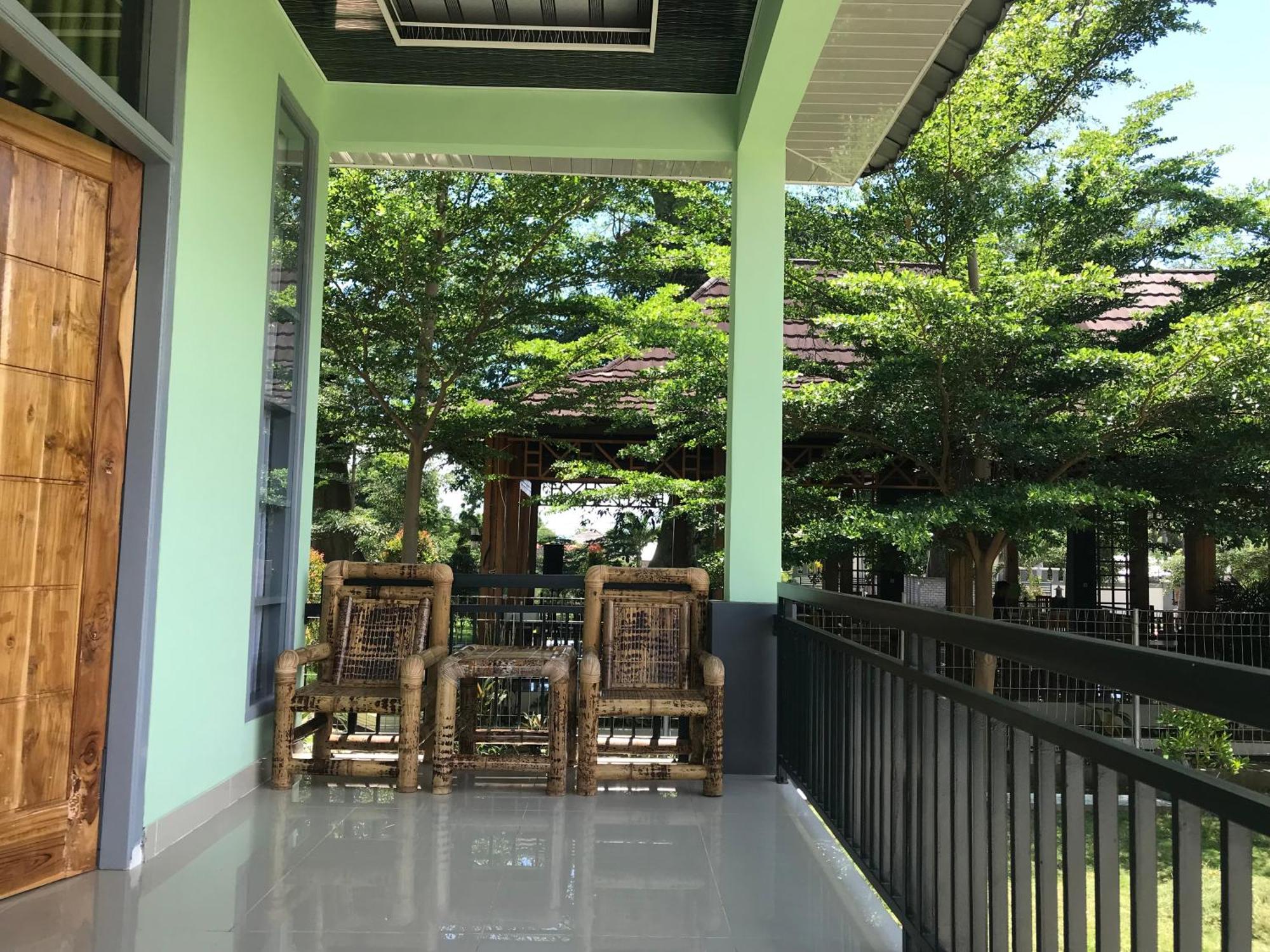 Pohon Purba Resort & Restaurant Labuhan Pandan Kültér fotó