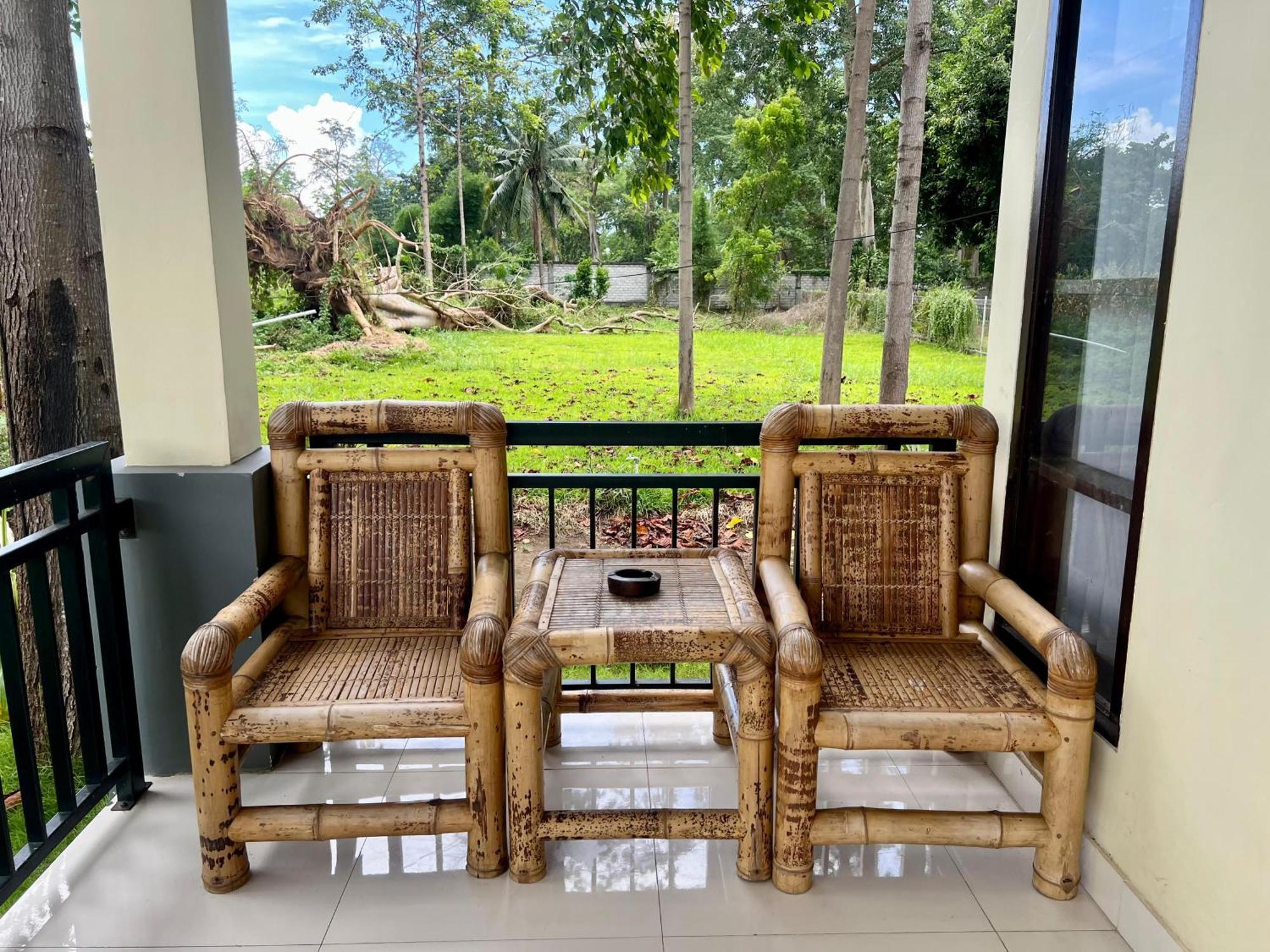 Pohon Purba Resort & Restaurant Labuhan Pandan Kültér fotó
